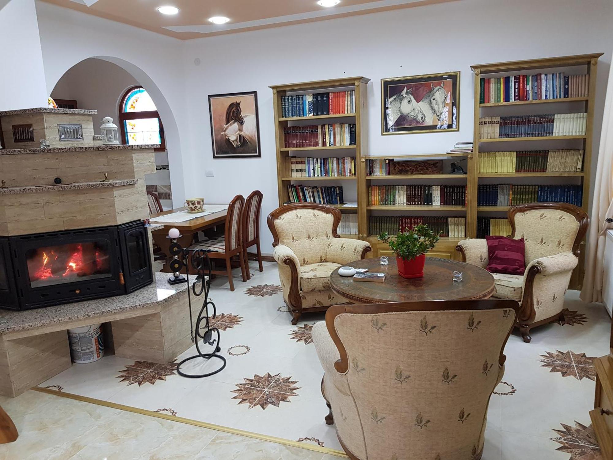 Knez Apartmani Senje الغرفة الصورة