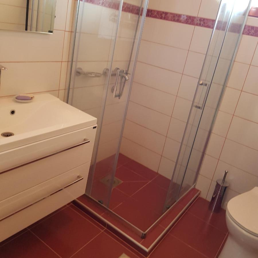 Knez Apartmani Senje المظهر الخارجي الصورة