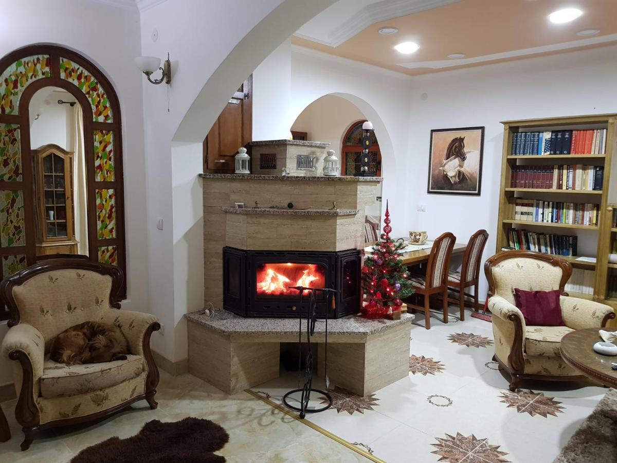 Knez Apartmani Senje المظهر الخارجي الصورة